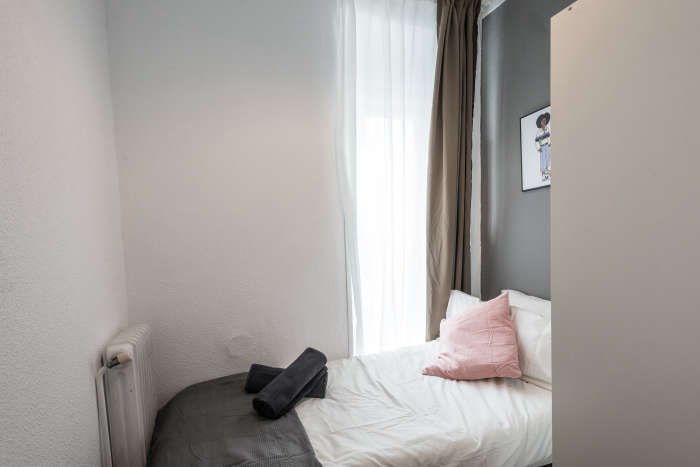 Listing photo thumbnail