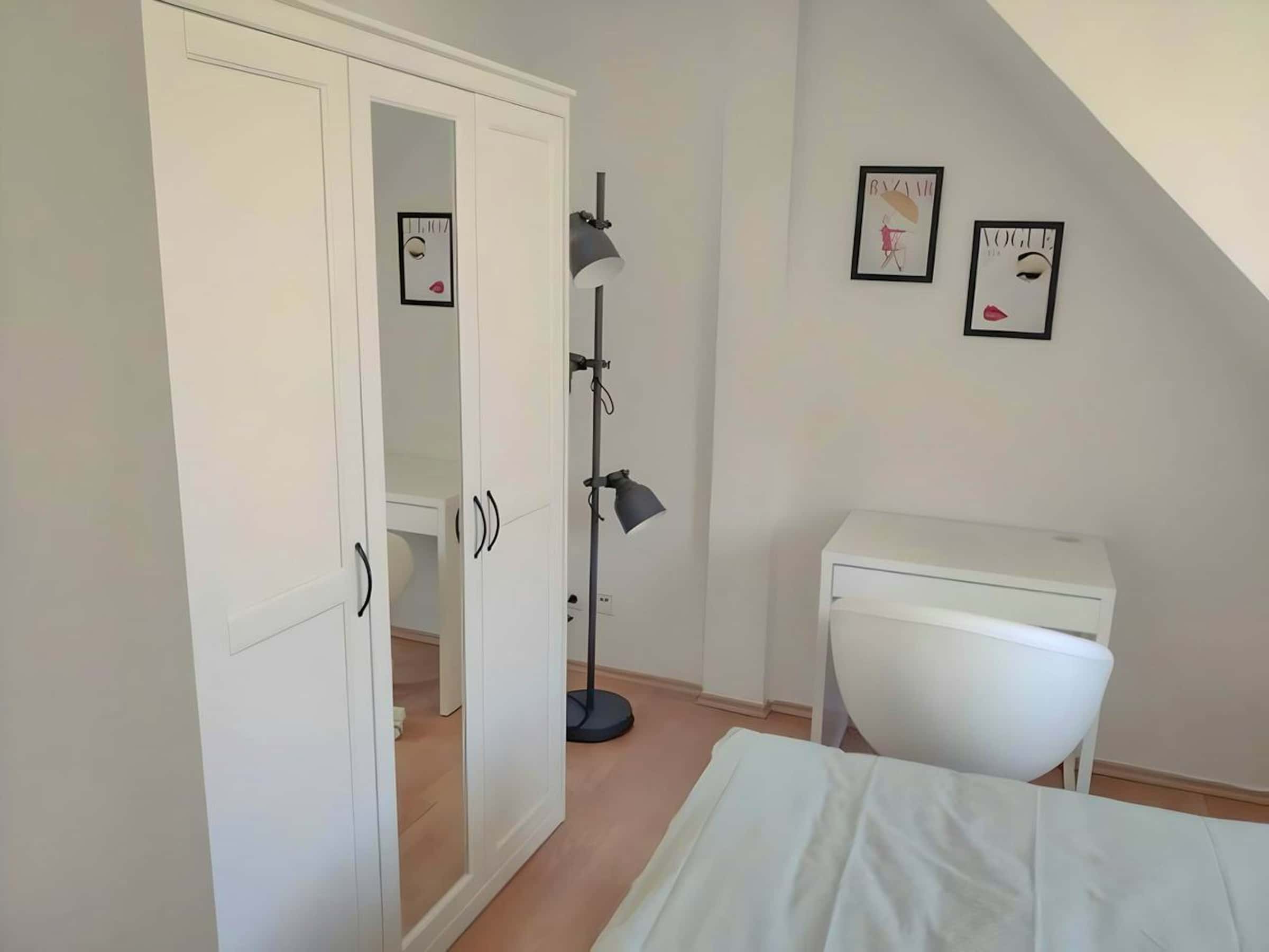 Room in Schönhauser Allee, Prenzlauer Berg, 10437 Berlin, Germany in Prenzlauer Berg