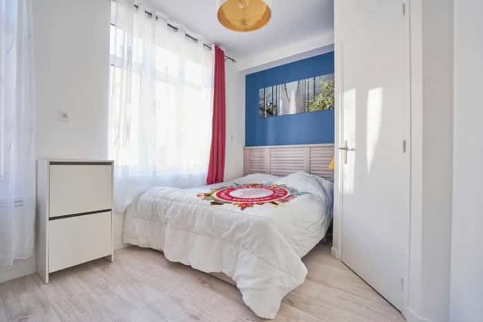 Listing photo thumbnail