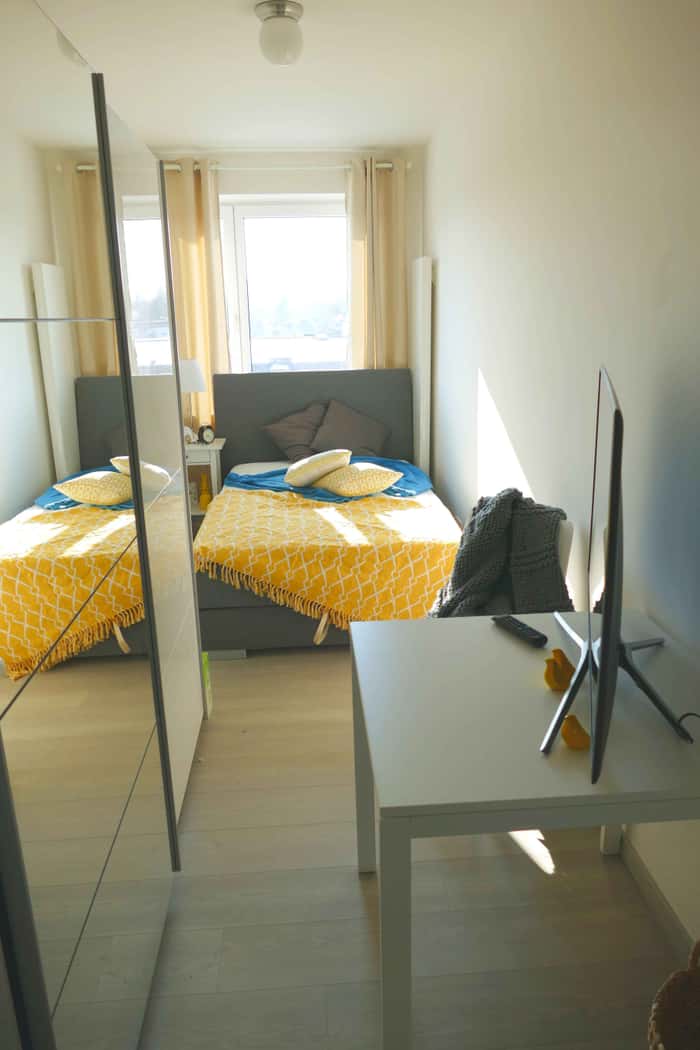 Listing photo thumbnail