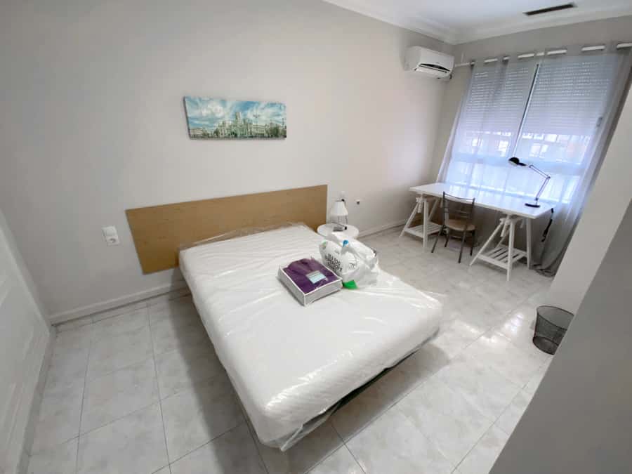 Habitación en piso de 4 habitaciones en Russafa