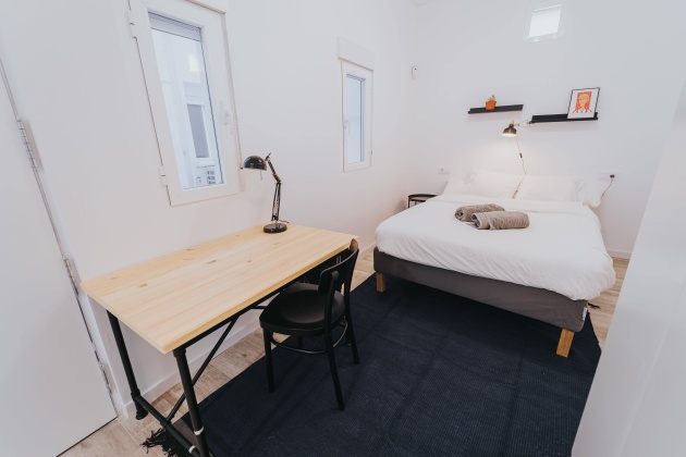 Listing photo thumbnail