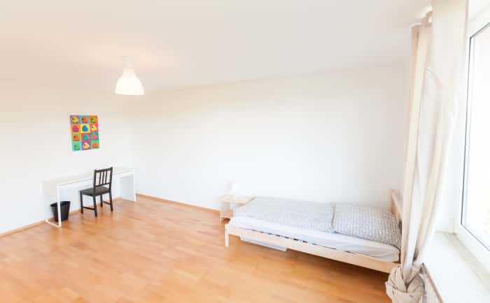 Listing photo thumbnail