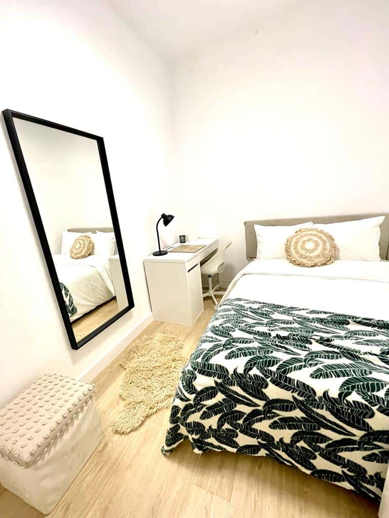 Room RLLR3