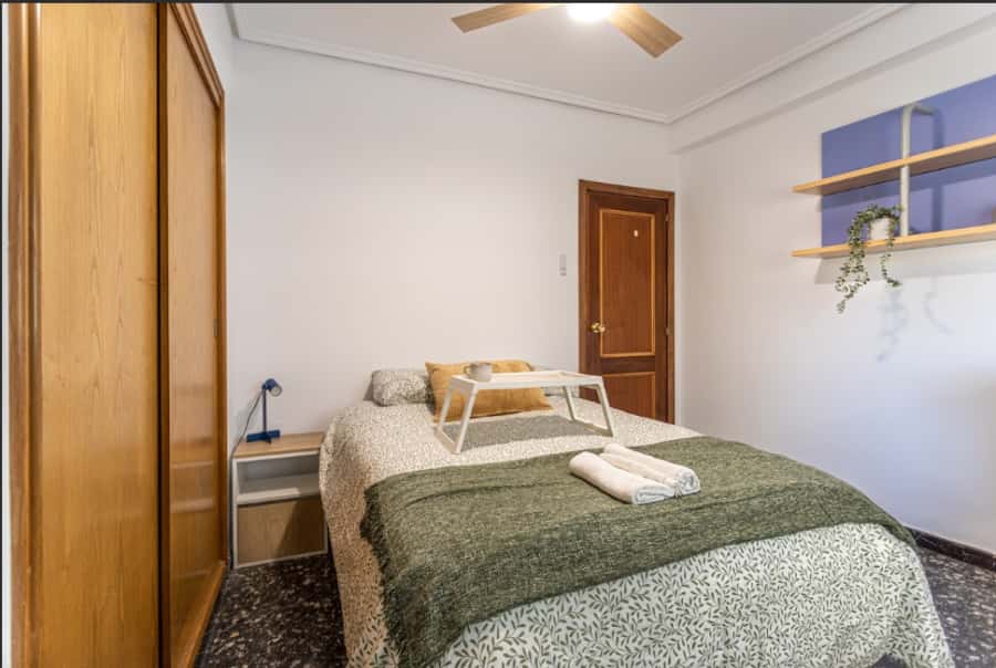 Habitación en piso de 5 habitaciones