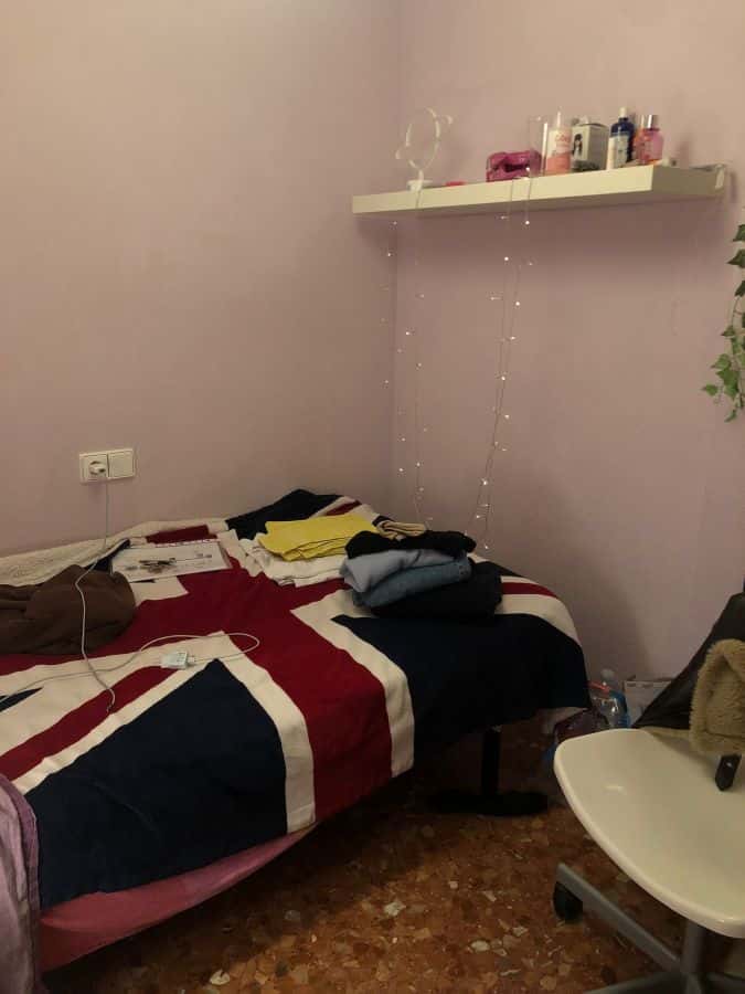 Habitación en piso de 4 habitaciones en Jesús