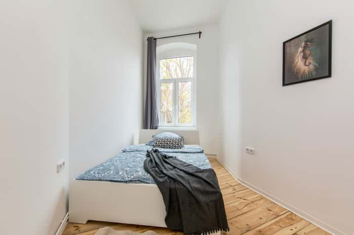 Listing photo thumbnail