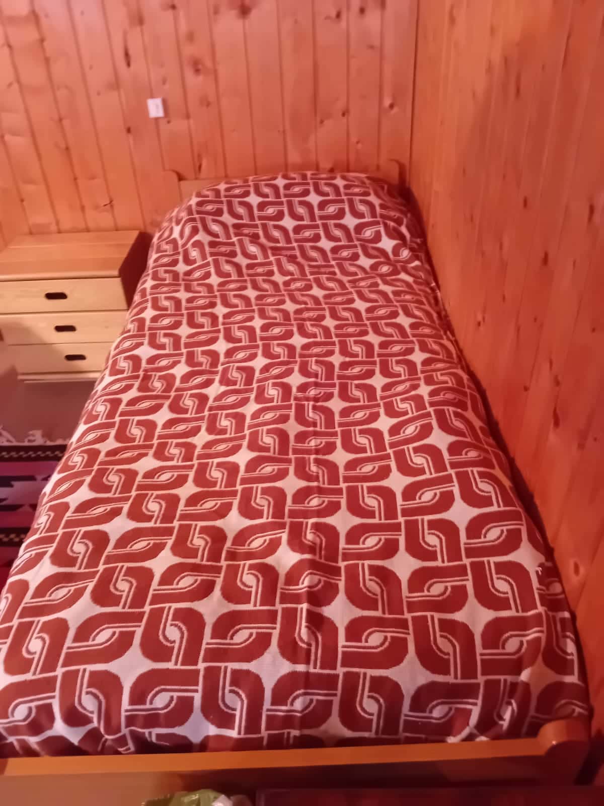 Room in Via Riva, Torchione-moia for 76 m² with 2 bedrooms