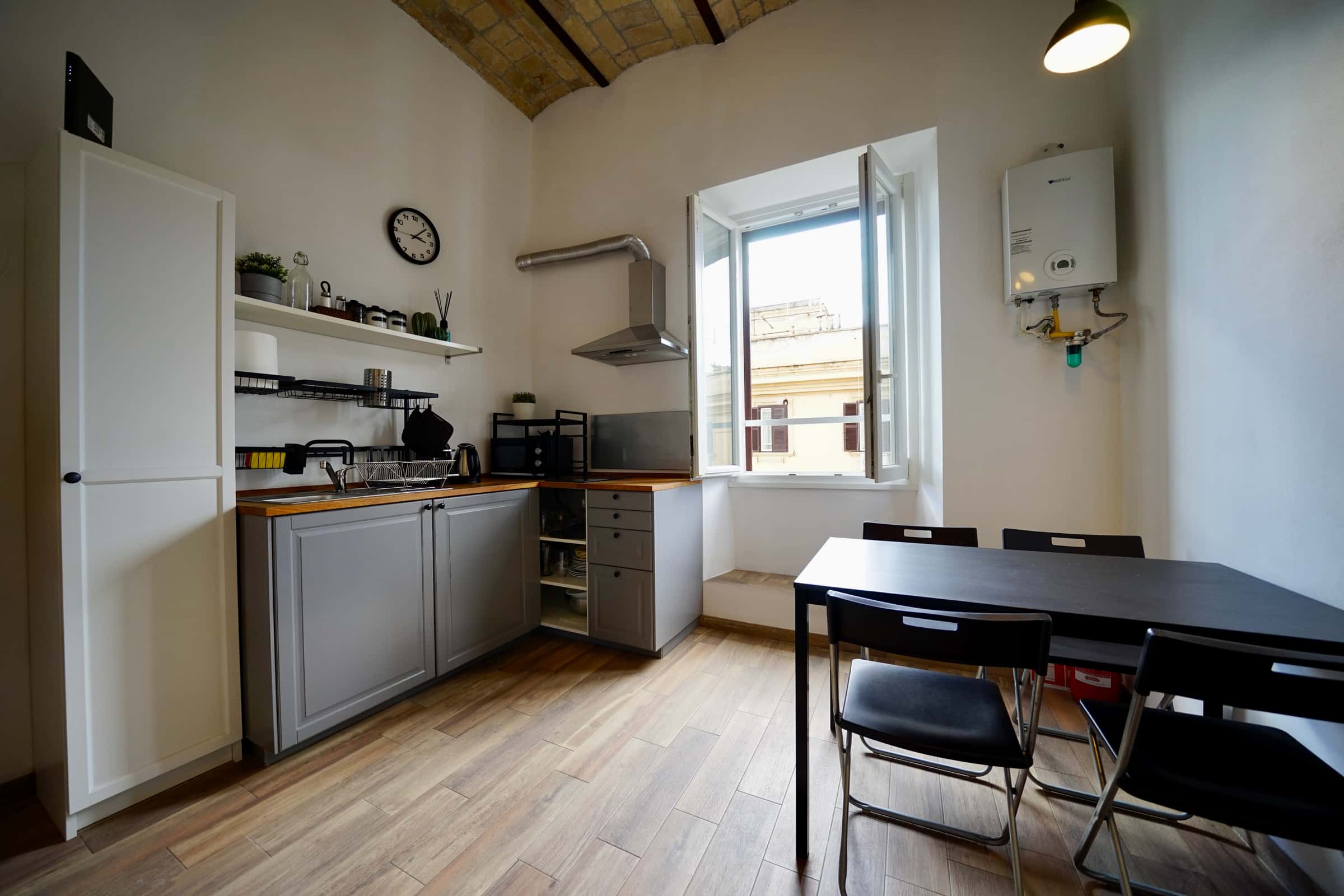 Apartment Rome, 2 beds — photo 26