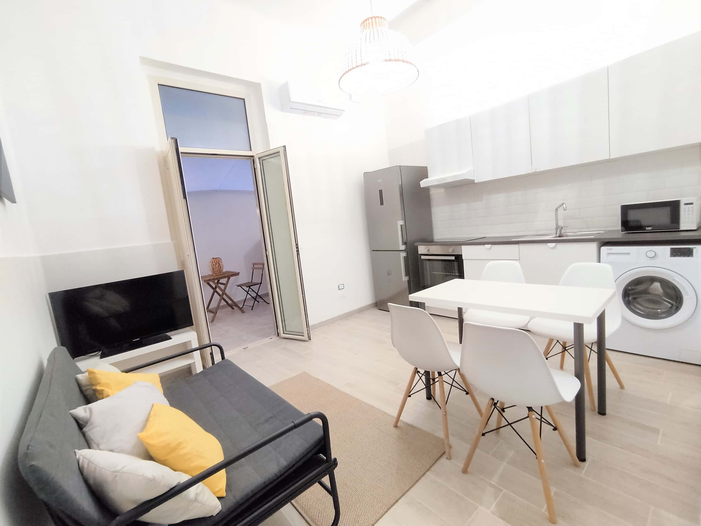 Appartamento in Via Maria Cristina di Savoia, Bari di 40 m² con 1 camera
