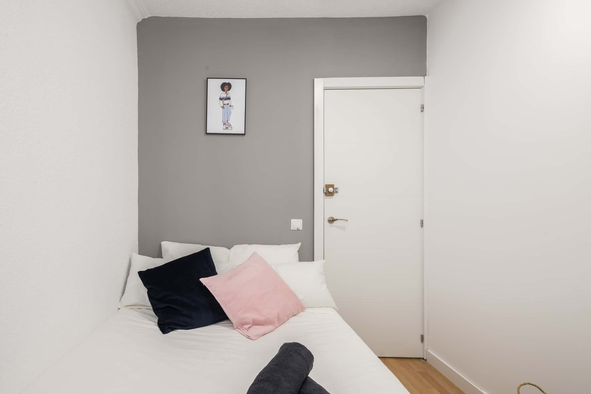 Habitación individual en Via Calle Cedaceros  °