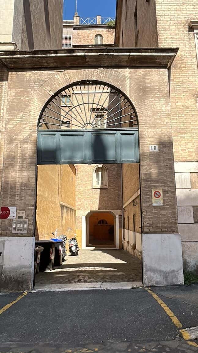 San Vitale 18 by GHOR