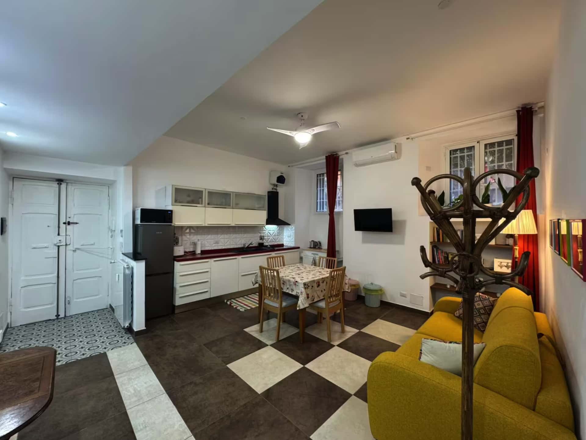 028 - Montepulciano - Warm Hideaway in Vibrant Tuscolano