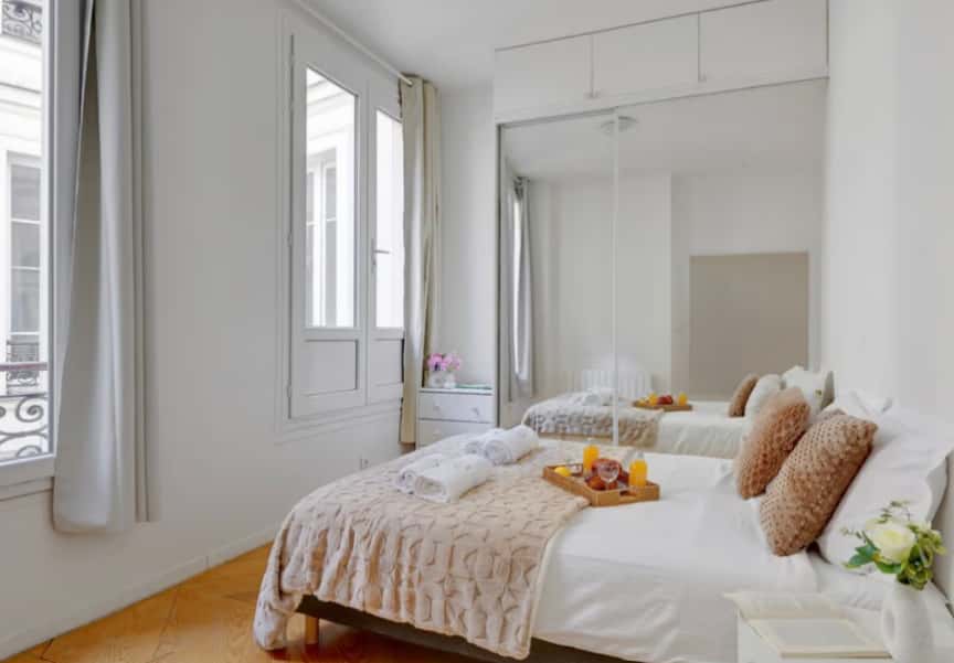 Apartment 159 mq rue La Fayette
