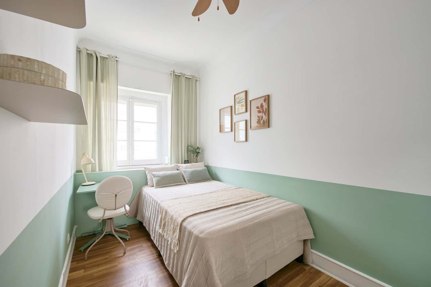 Room 6 - 87. Avenida de Roma 16 2E
