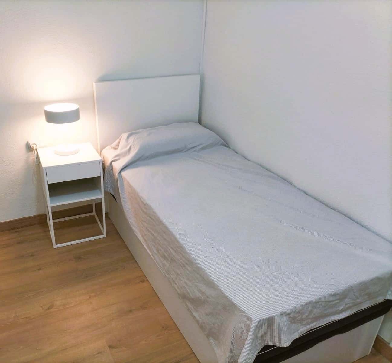 Habitacion privada en Carrer de l'Olivereta , Valencia