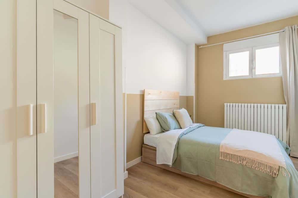 Habitación amplia en Cuatro Caminos