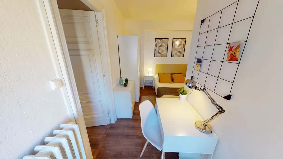 Stanza in Boulevard d'Arcole, Toulouse di 143 m² con 7 camere