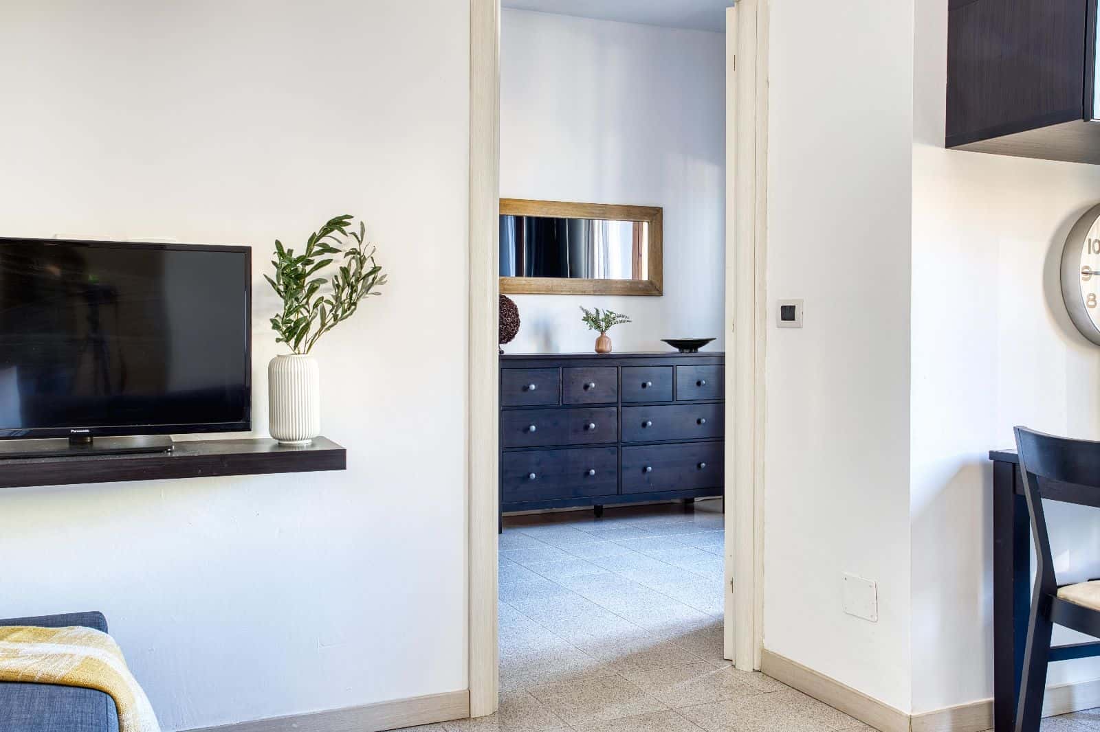 Apartment Milan, 1 bed — photo 11