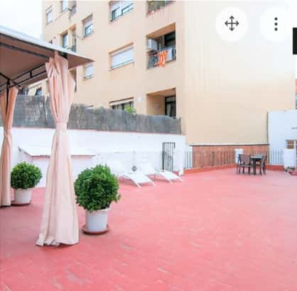 Habitación en Carrer del Pintor Pahissa, Barcelona