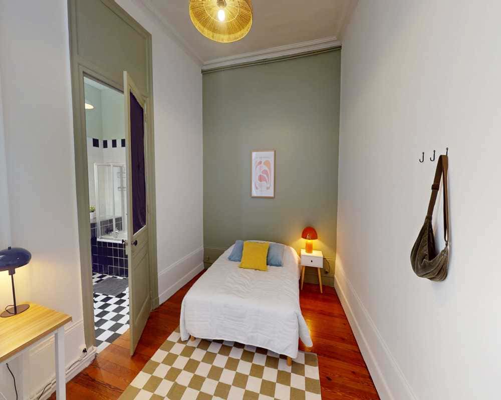 Chambre dans le Quai de la Pêcherie