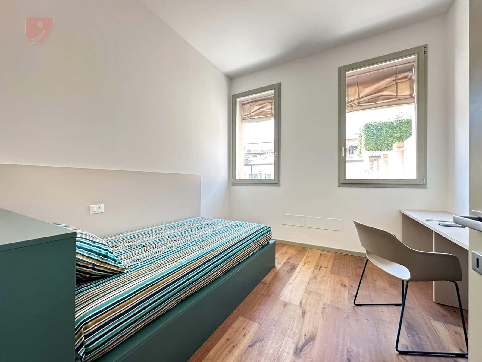 Zimmer in Via Montebello, Ferrara für 60 m² mit 4 Schlafzimmer