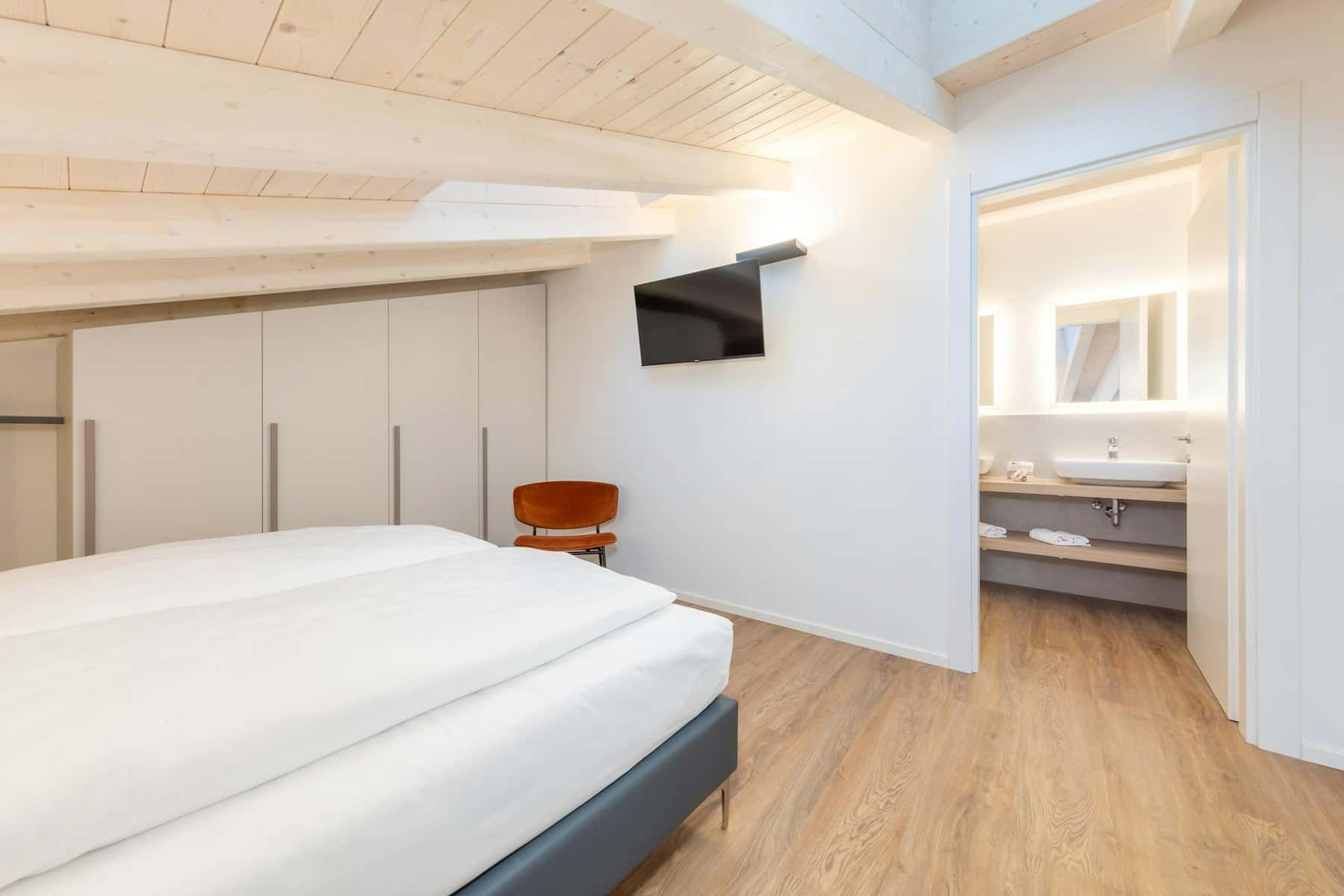 Room in Via San Giovanni, Trento for 78 m² with 2 bedrooms