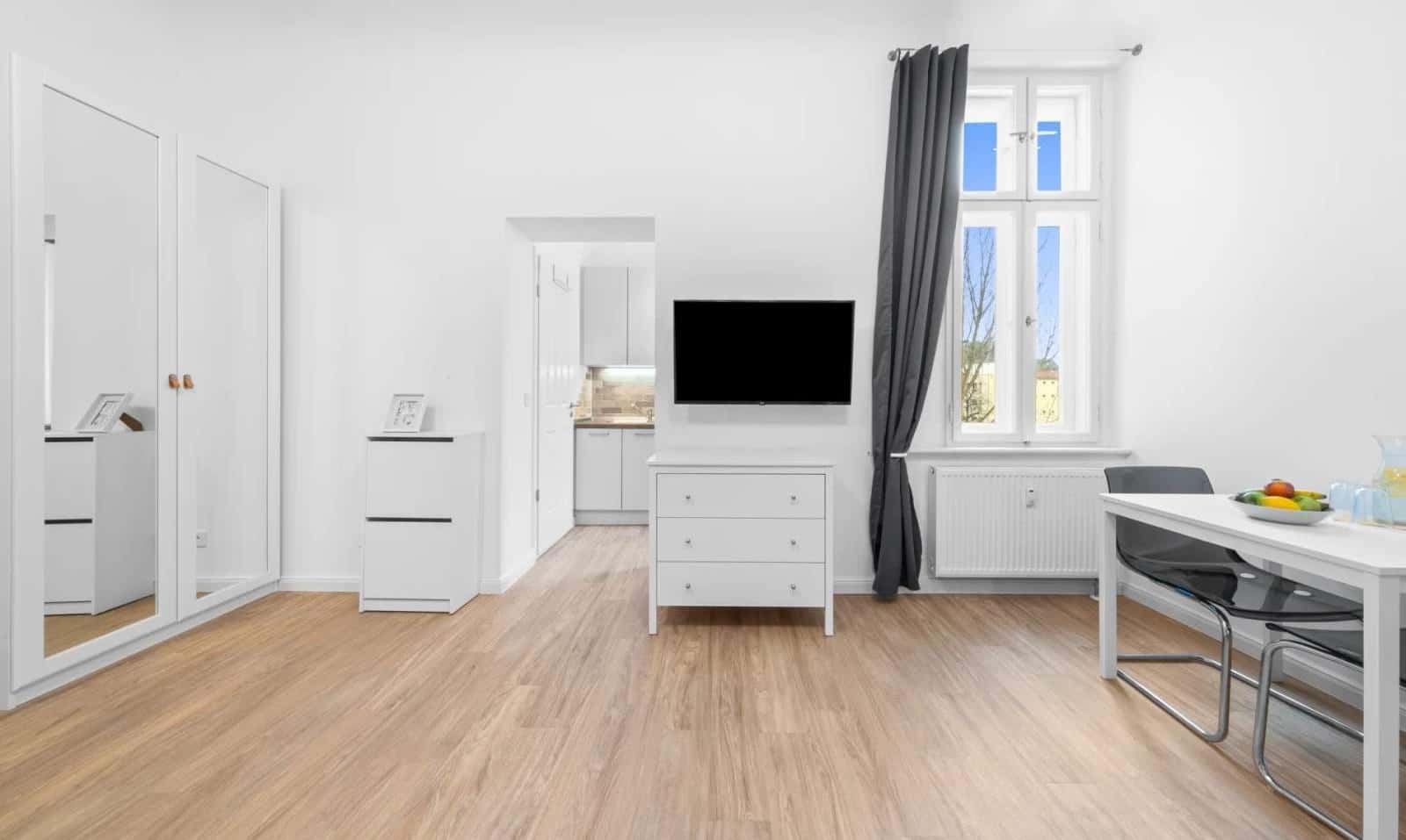 Studio for rent in Berlin, bills included - Photo 1