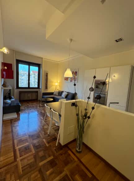 Appartamento Trilocale in Corso Sempione, 51