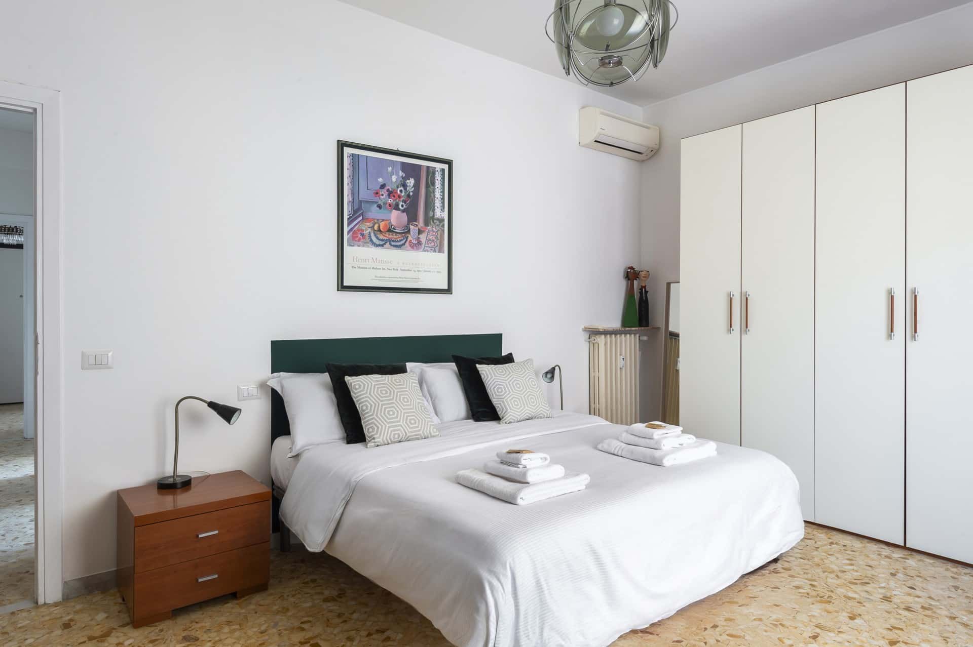 021 - Giussano - Casa Adele Lovely Mid-century Apartment