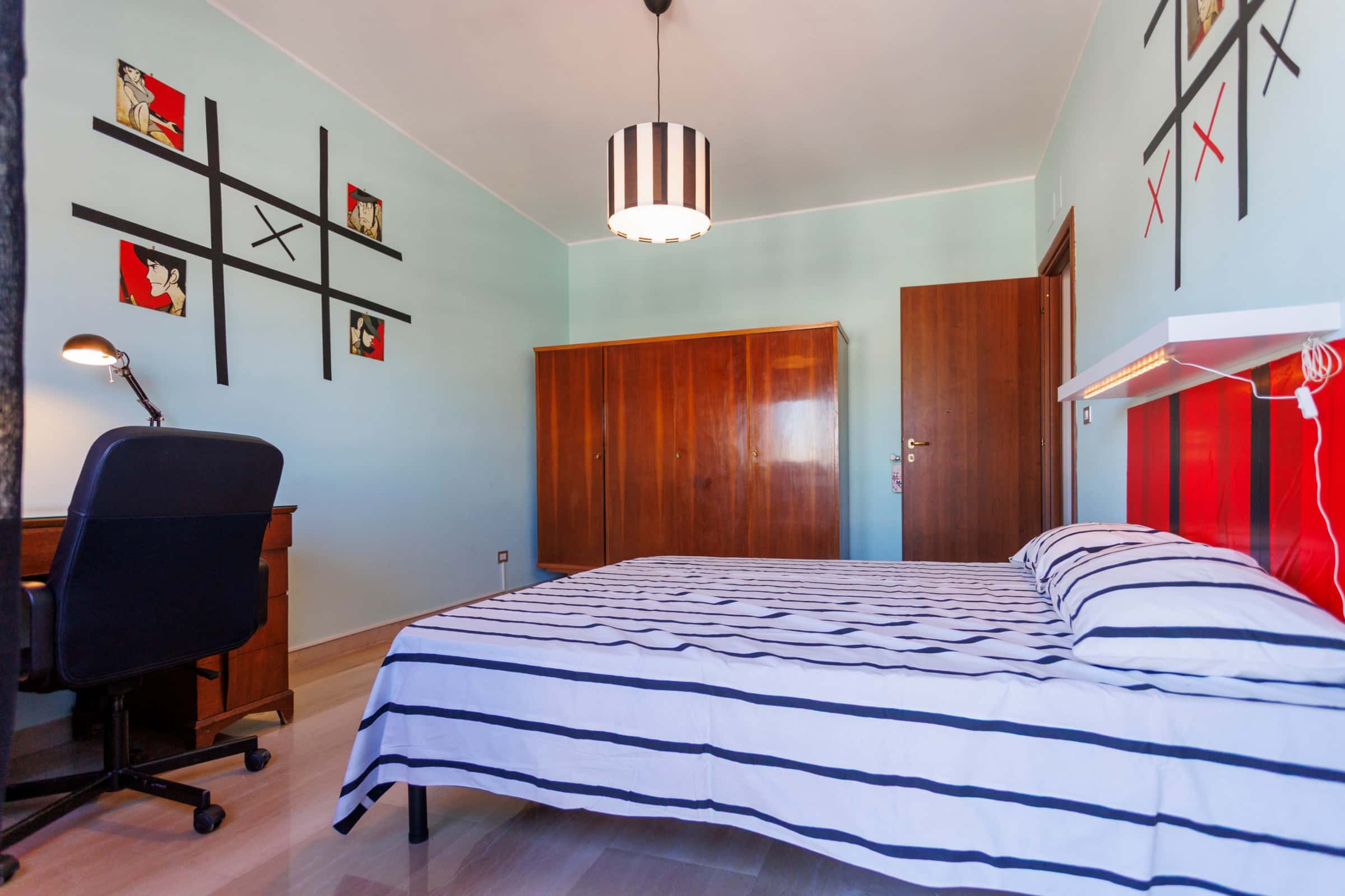 Stanza 8 in via Padre Semerio, Roma (vista Castelli Romani)