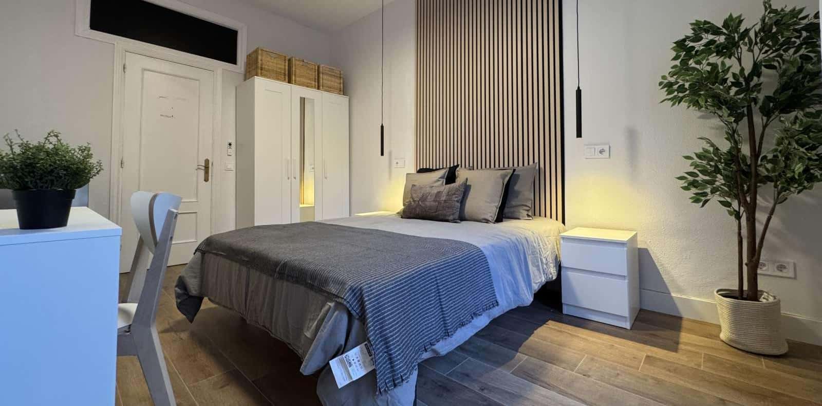 Double bed in