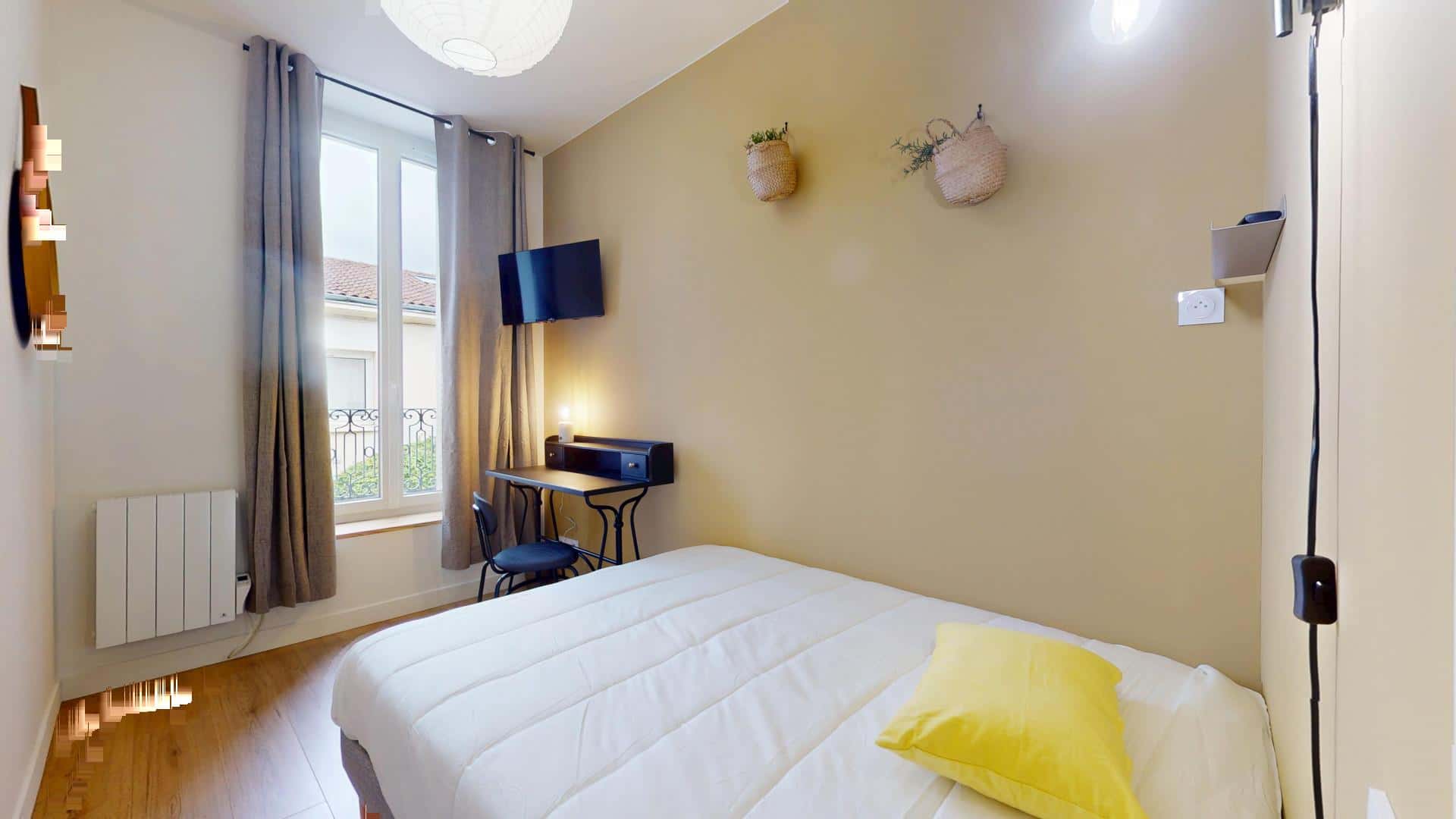 Chambre 4 - LECOCQ BE