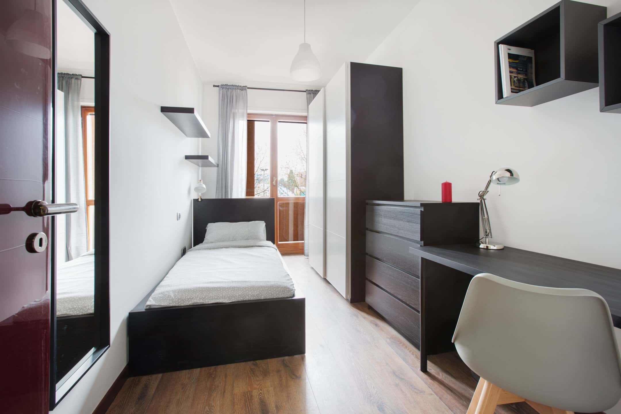 Room in Via dei Gracchi, Milano for 141 m² with 6 bedrooms