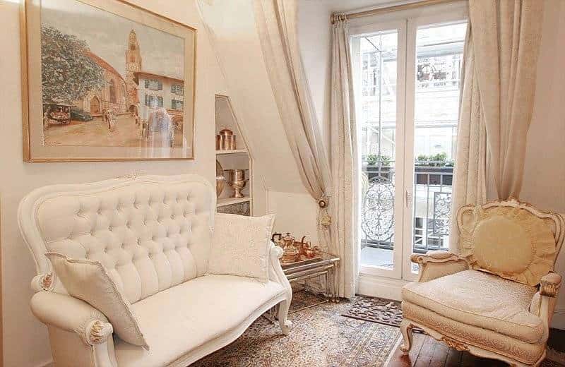 APPARTEMENT MEUBLÉ PARIS STUDIO MARAIS AVEC BALCON