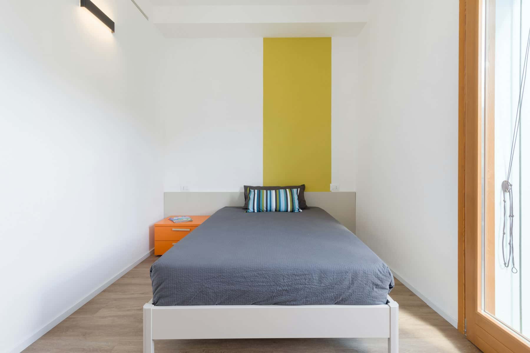 Room in Via Armari, Ferrara for 36 m² with 2 bedrooms