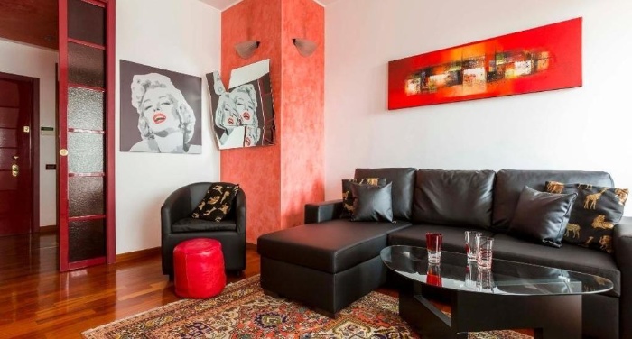 Listing photo thumbnail