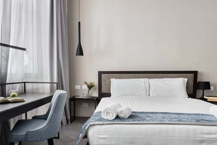 Listing photo thumbnail