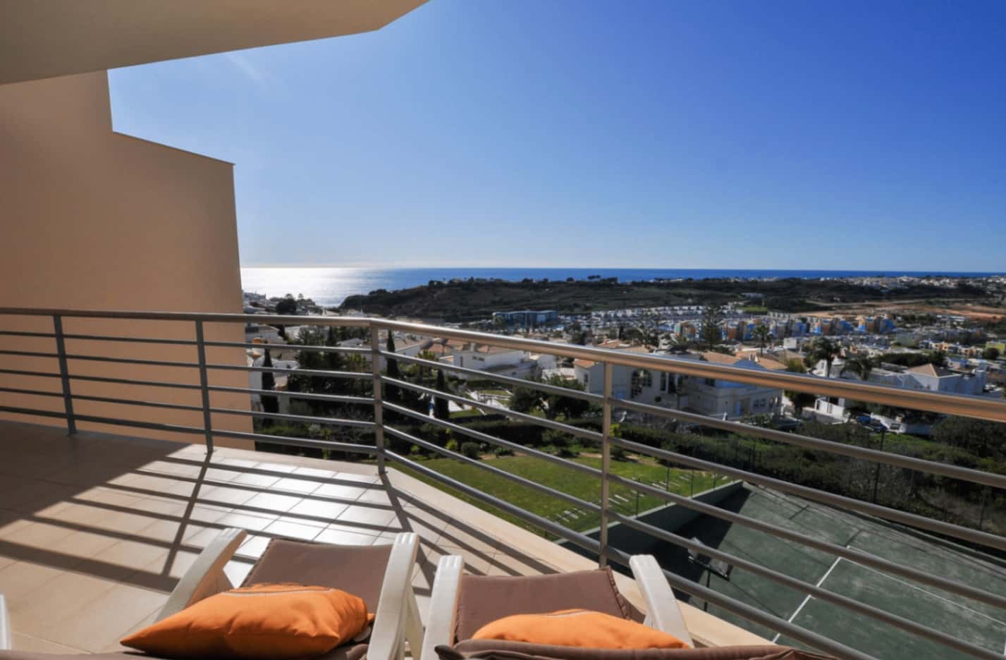 Amora, Apt. Fantástica Vista Mar (nov-april only)