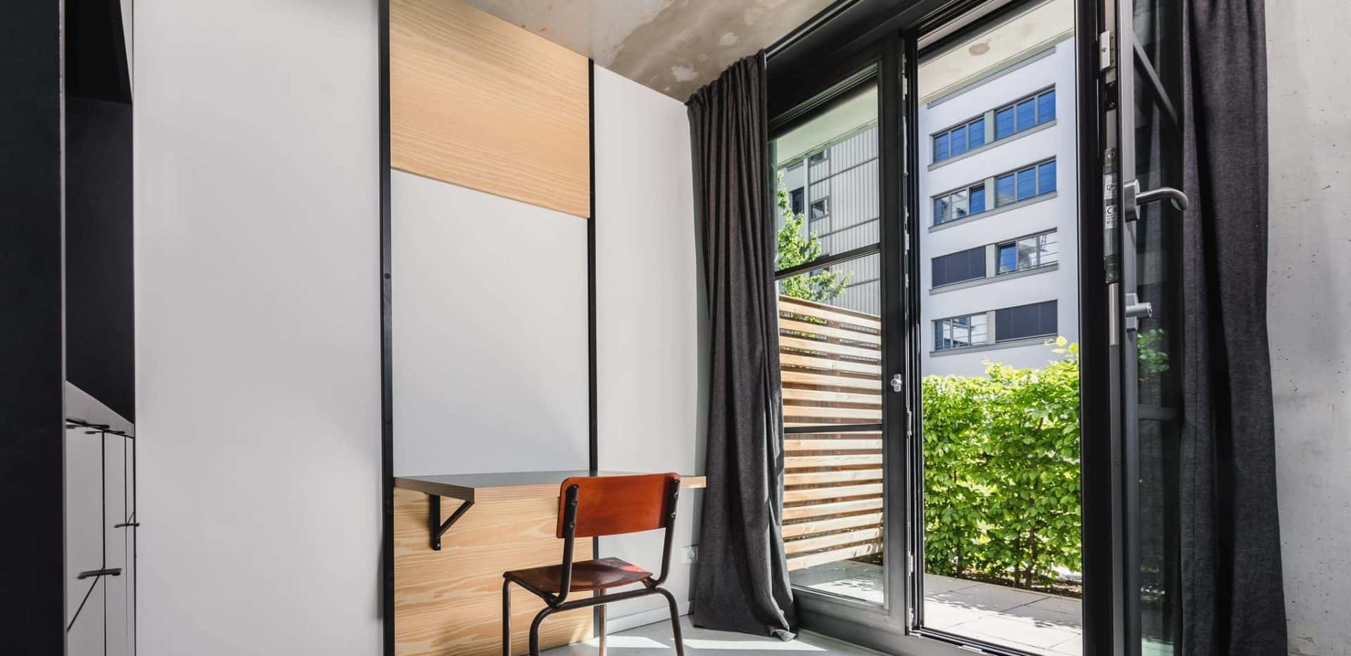 Classic Balcony - Short Term - Floor 3 - Photo 5