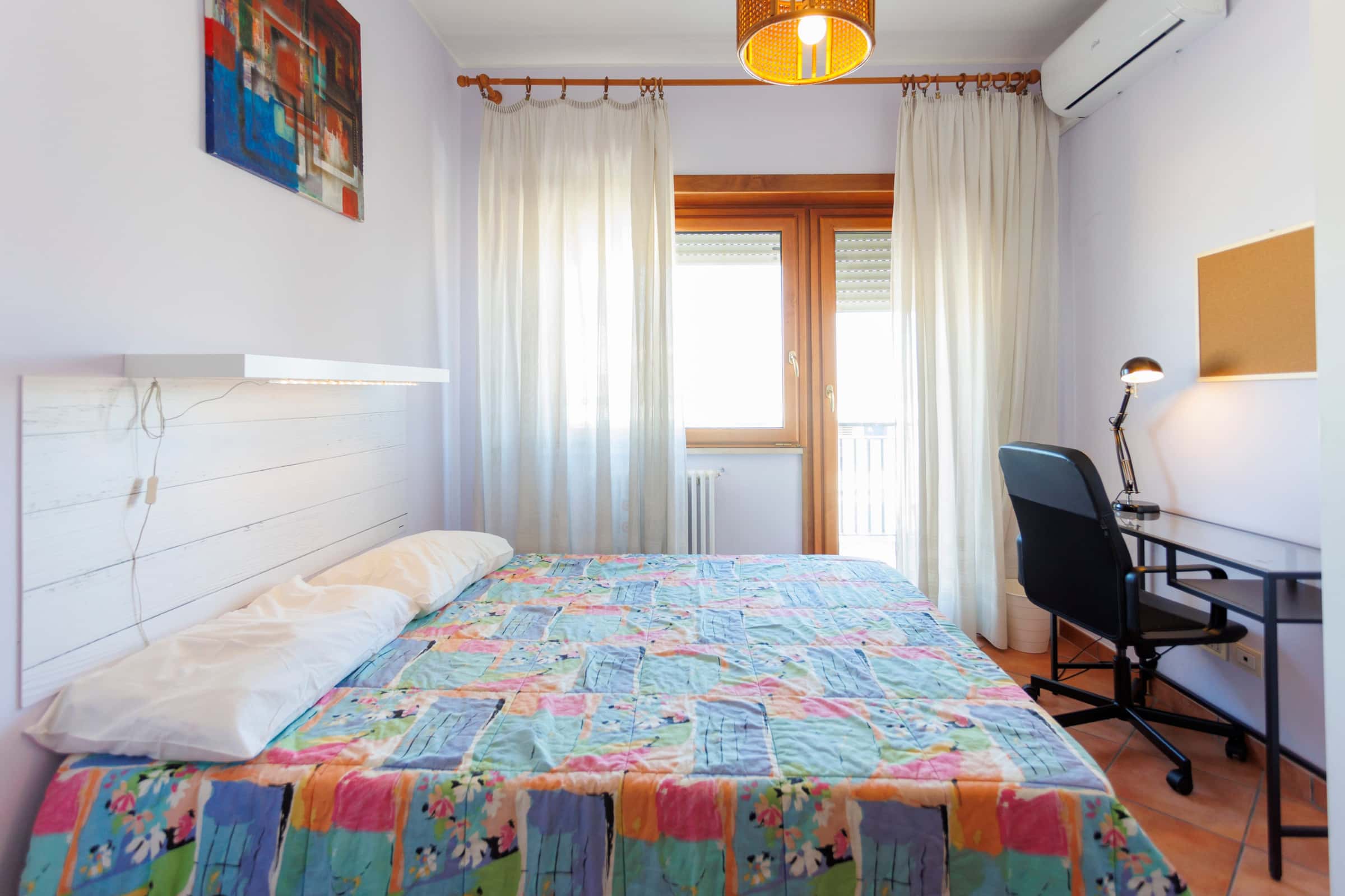 Stanza 7 in via Padre Semerio, Roma (vista Castelli Romani)