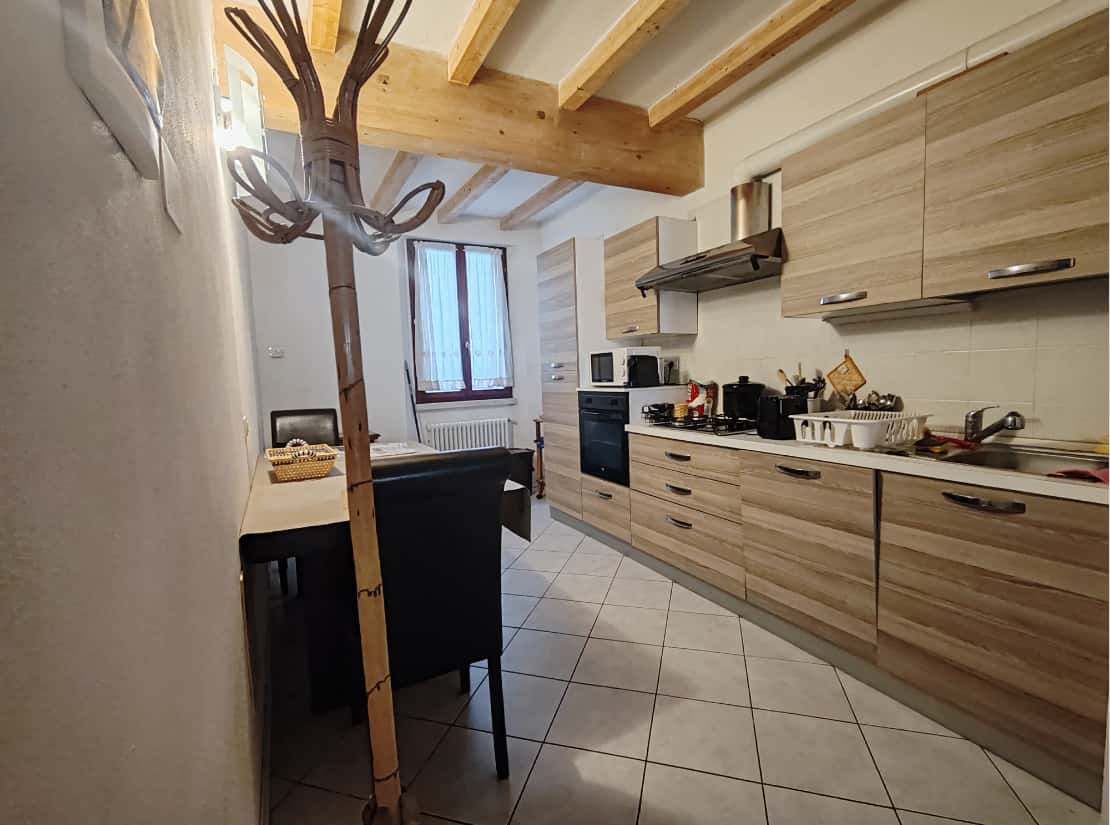 Quadrilocale via Emilia Santo Stefano 56, Centro Storico, Reggio Emilia