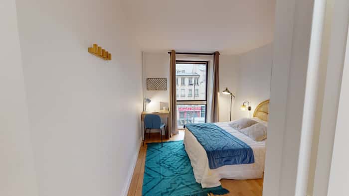 Listing photo thumbnail