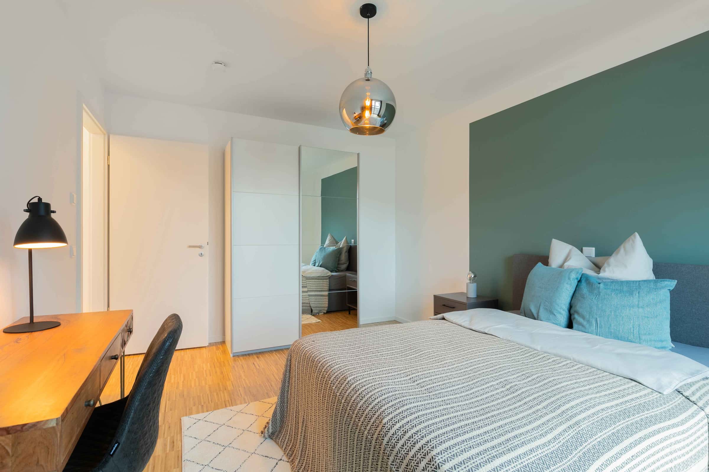 Zimmer in der Schellingstraße c vorne