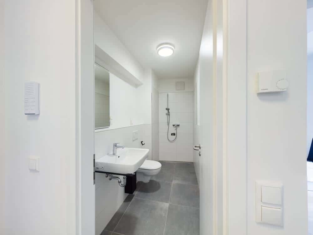 Fully furnished private room in a 6 people sharing apartment - Foto 2