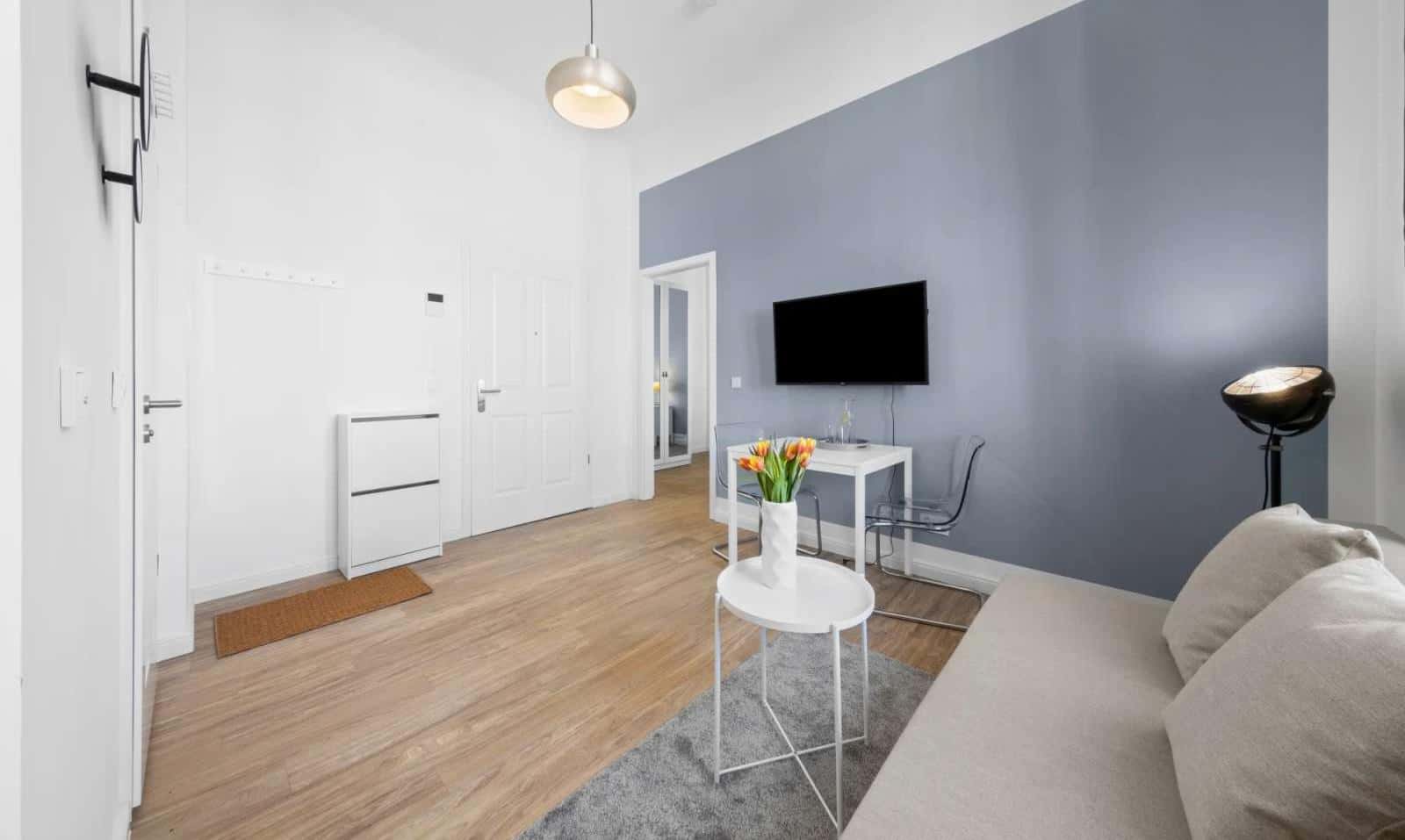 1-bedroom apartment for rent in Berlin, all bills included - Photo 1