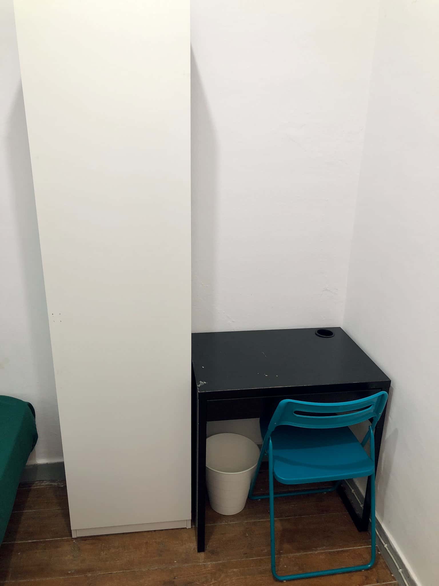 Quarto com cama de solteiro em apartamento com 8 quartos - FLAT 5D - SALDANHA 58D