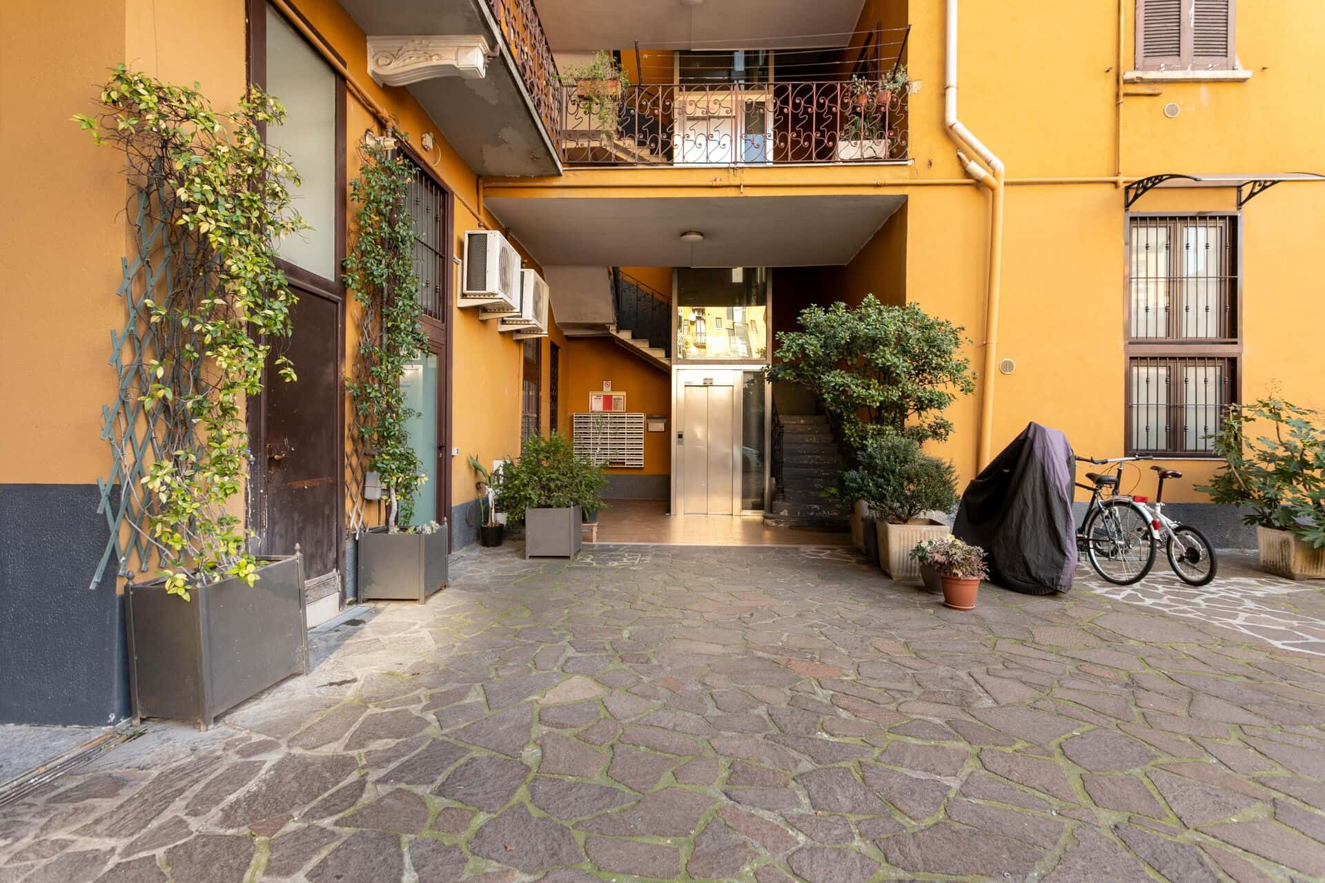 Apartment Milan — photo 9