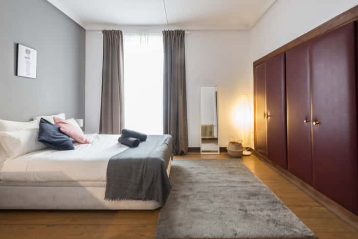 Listing photo thumbnail