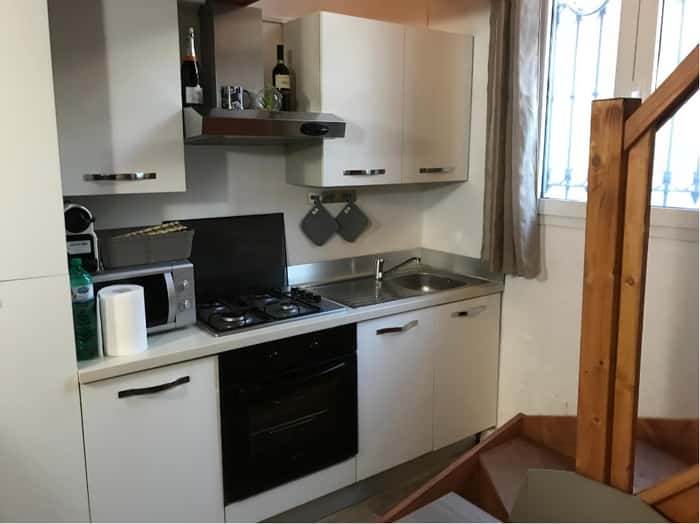 Listing photo thumbnail